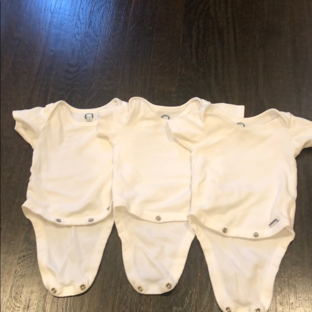 Lot of 3 Gerber Organic Cotton Onesies SZ 0-3 M